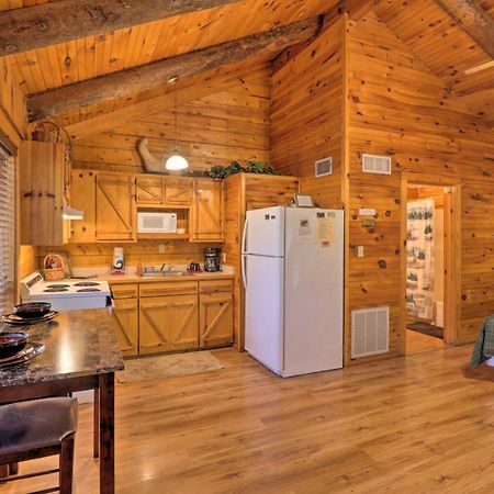 Peaceful Cabin With Hot Tub - Near Broken Bow Lake! Stephens Gap Bagian luar foto