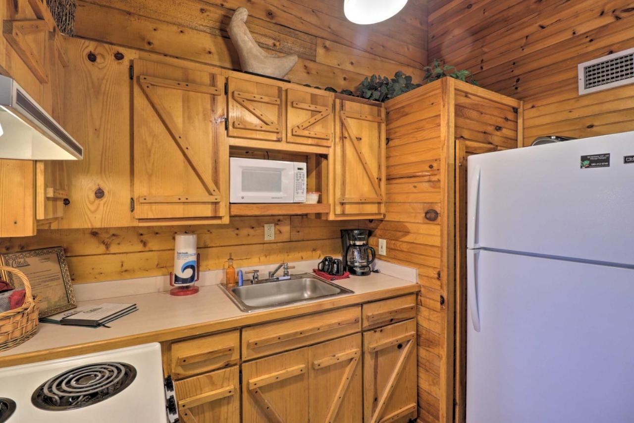 Peaceful Cabin With Hot Tub - Near Broken Bow Lake! Stephens Gap Bagian luar foto