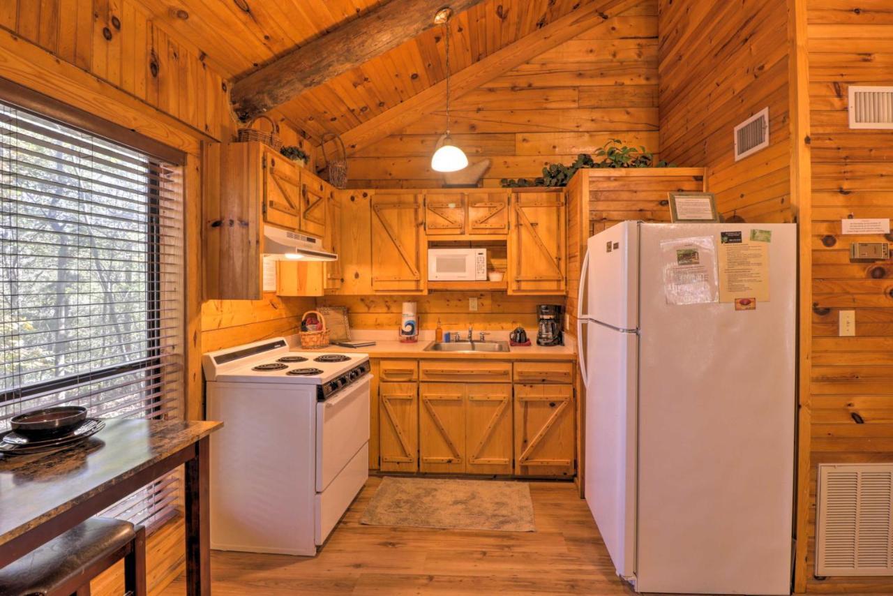 Peaceful Cabin With Hot Tub - Near Broken Bow Lake! Stephens Gap Bagian luar foto
